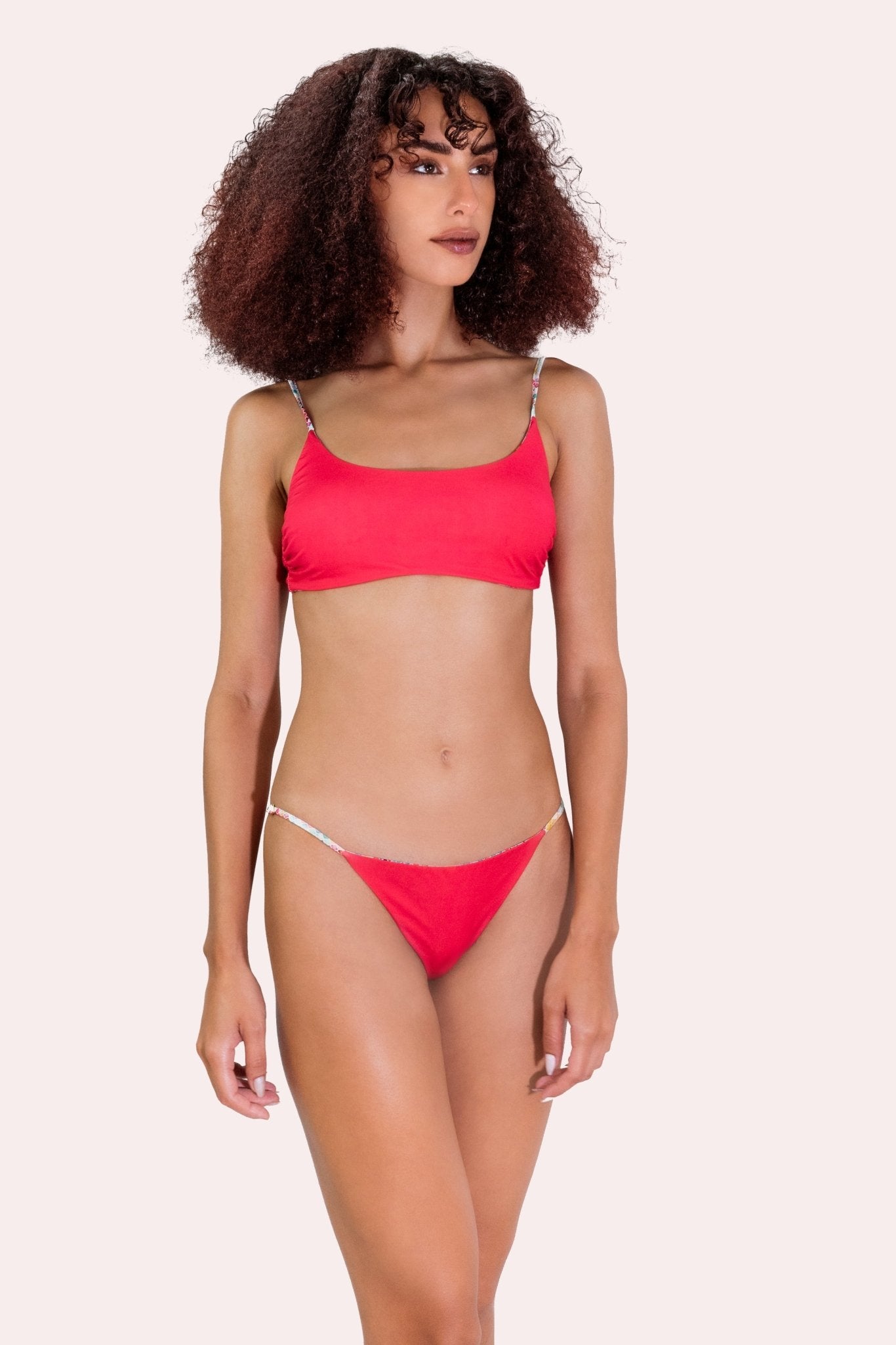 Maui Fragola - Bikini - Sinuose